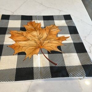 Holiday pillow cover